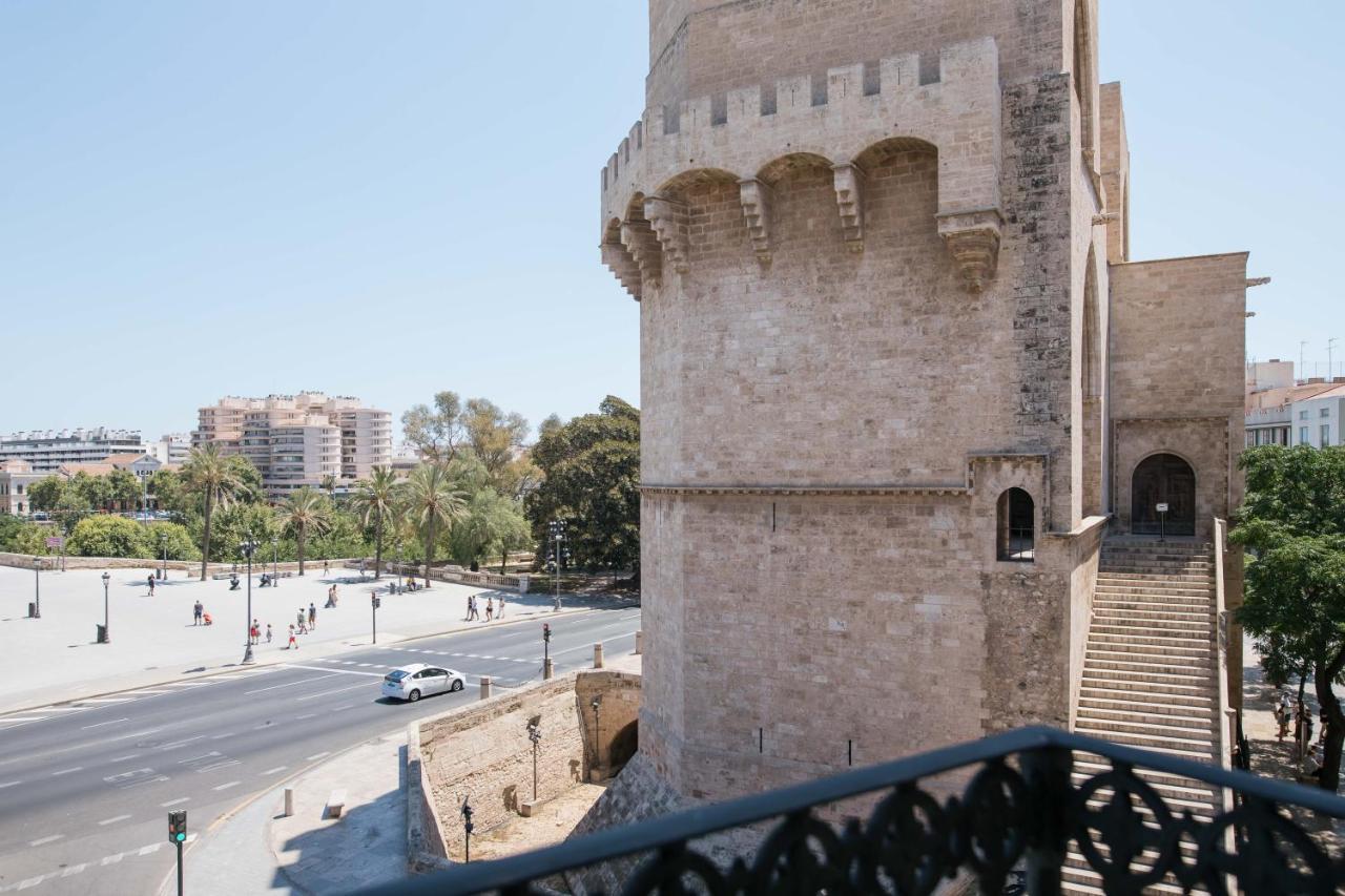 Myr Puerta Serranos Valensiya Dış mekan fotoğraf